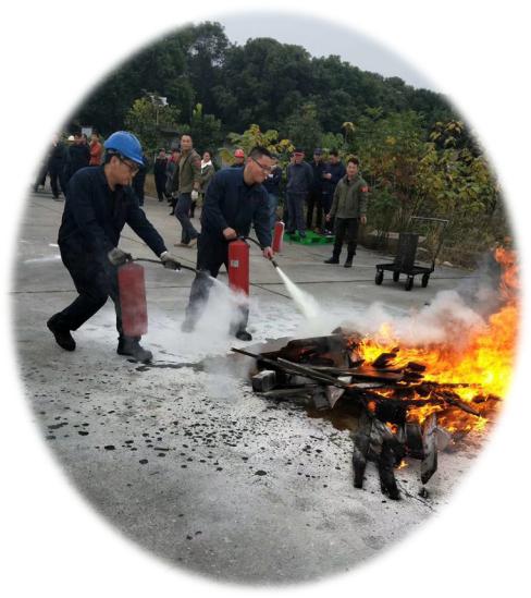 四川天馬玻璃有限公司急救安全知識培訓暨應急疏散和消防滅火演練活動(dòng)報道(圖11)